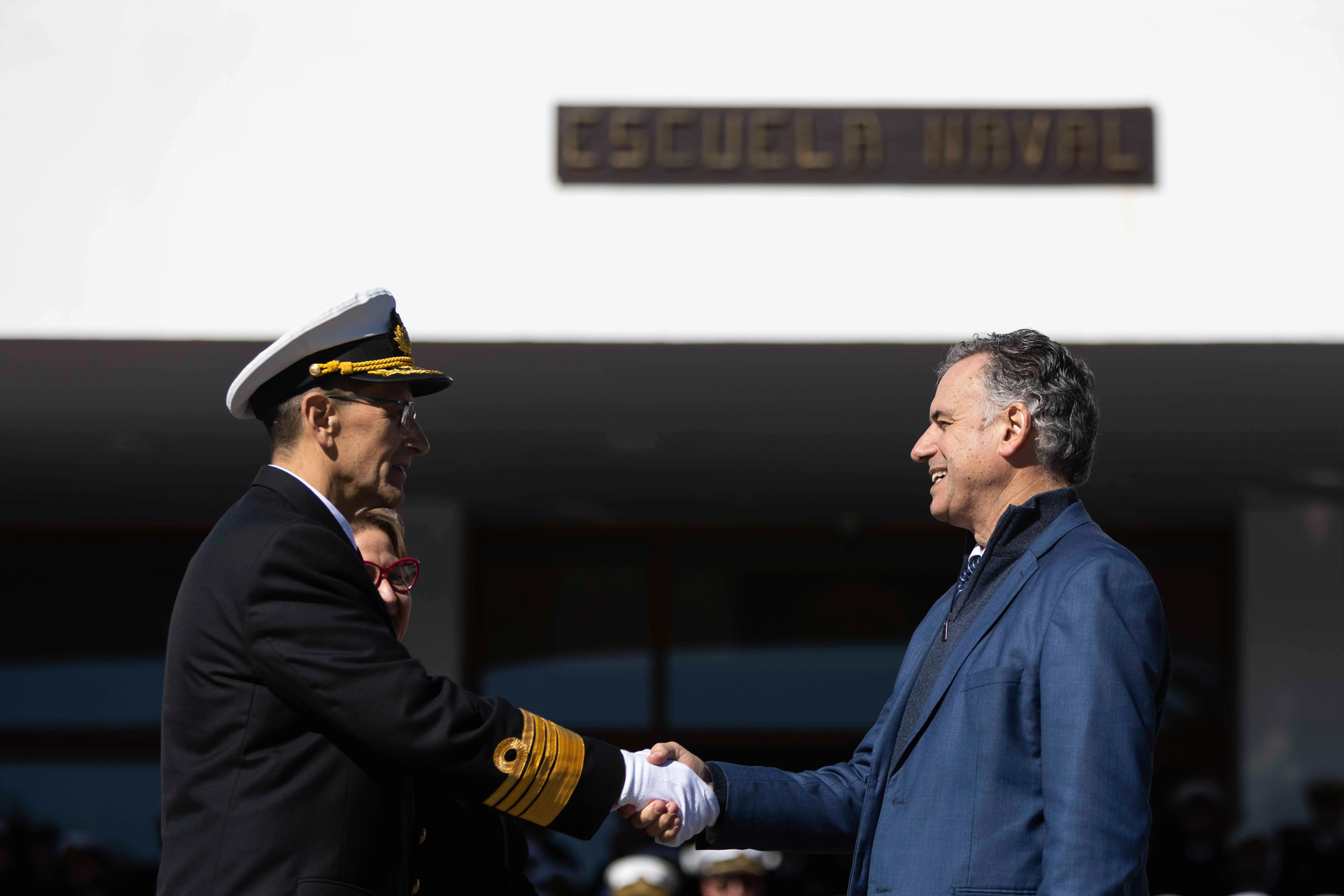 Asumió el nuevo comandante en jefe de la Armada Nacional