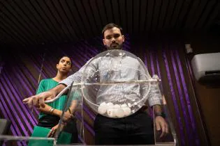 20231219dicimouysm1032