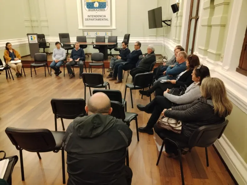 reunion-comerciantes-terminal-omnibus-prensa-idd-1-b8524b93webp