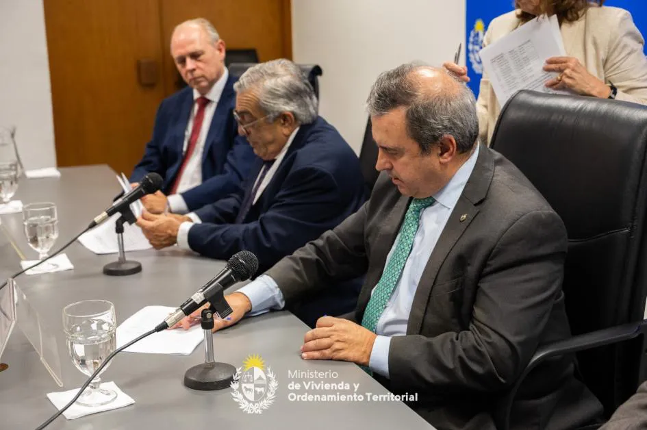 WhatsApp Image 2024-04-25 at 15.36.08 (3)