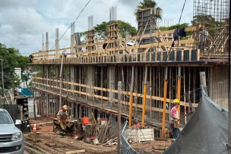 bb4d321fc1cddc0ec8c0b9dff7204269_ljpg