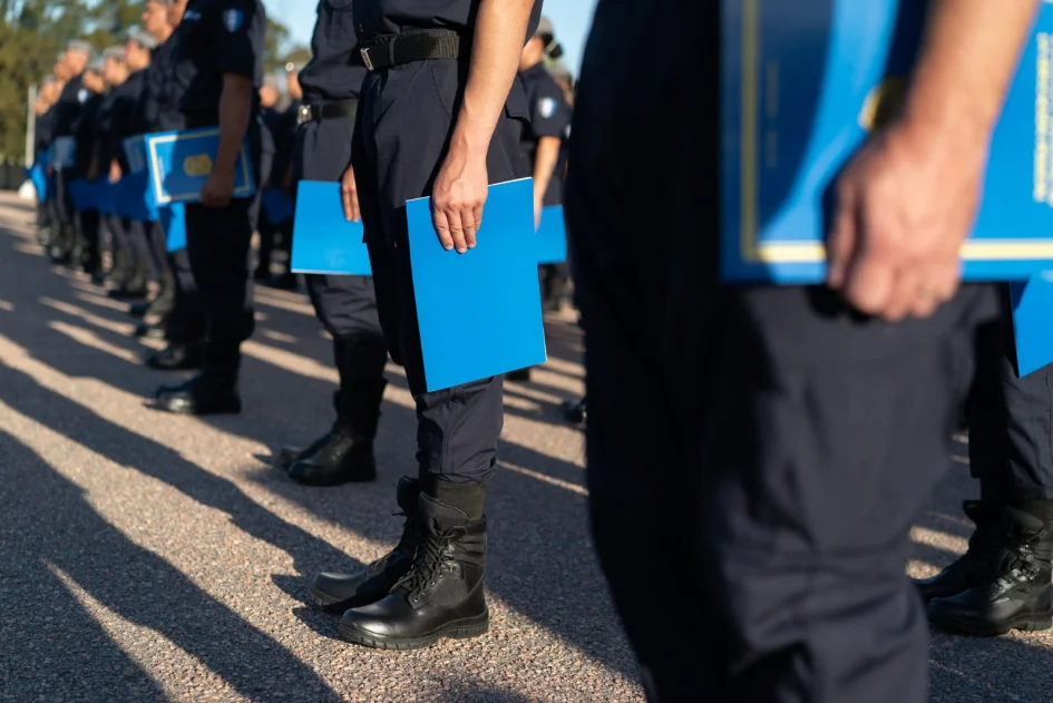 policias