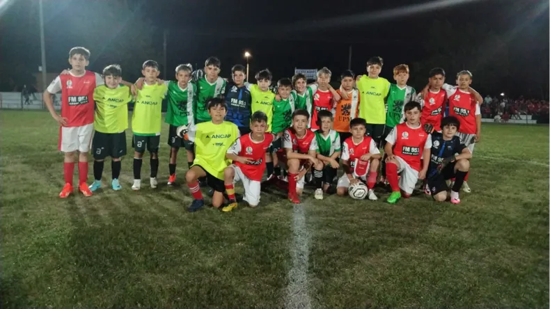 luces-led-estadio-sarandi-del-yi-2-69a234d9webp