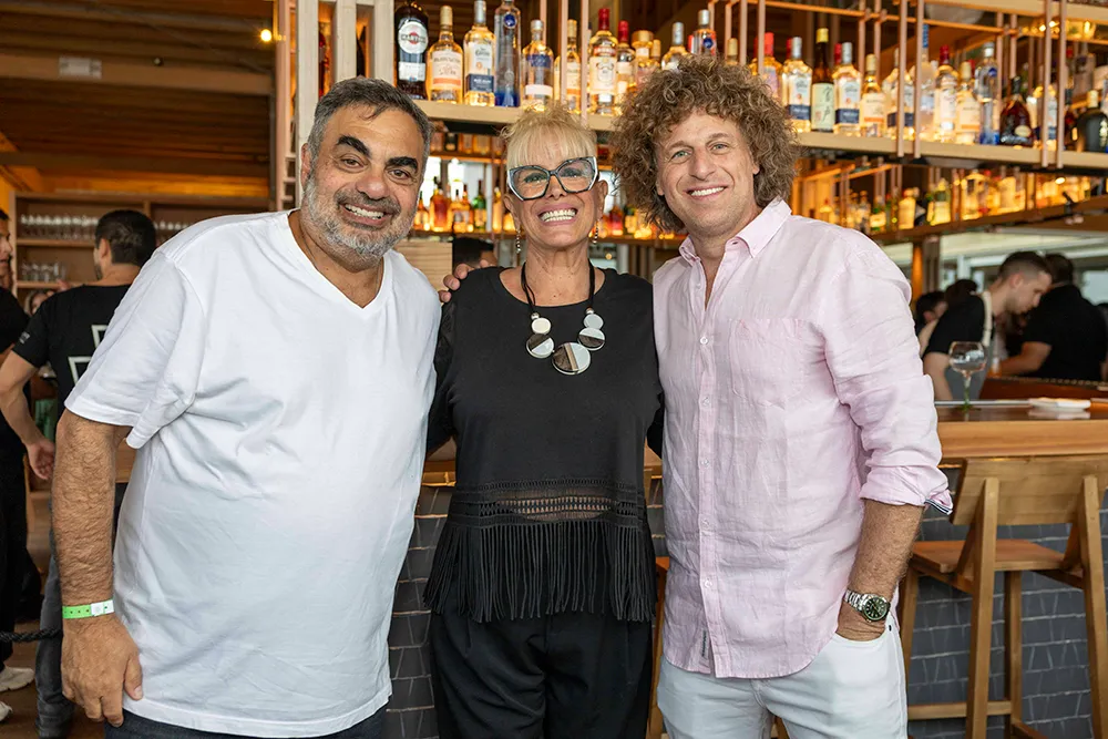 Roberto Moldavsky, Valeria Lynch y Darian Schijman