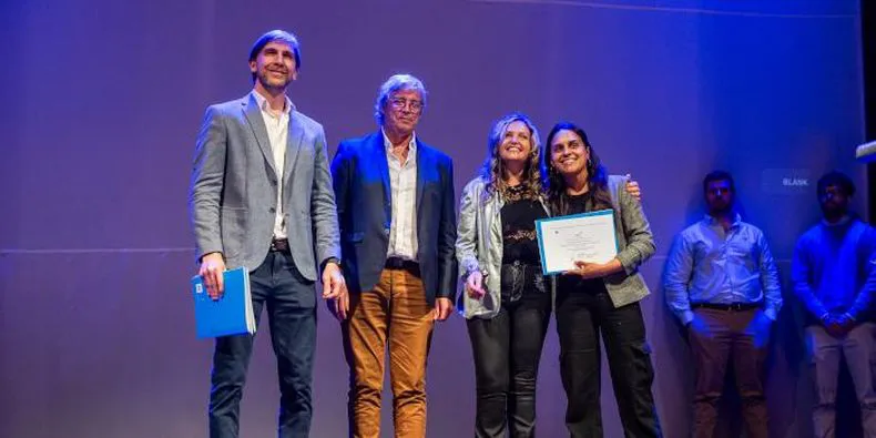 f5dd1e0479d6844134add0382917dab0423e0eefjpg