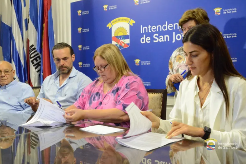 63firma1png-1